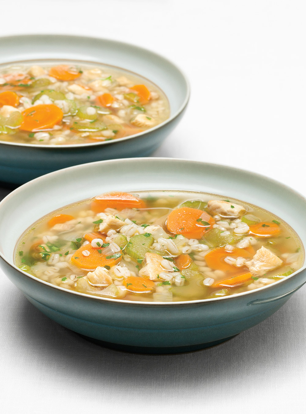 Soupe réconfortante à l'orge et au poulet