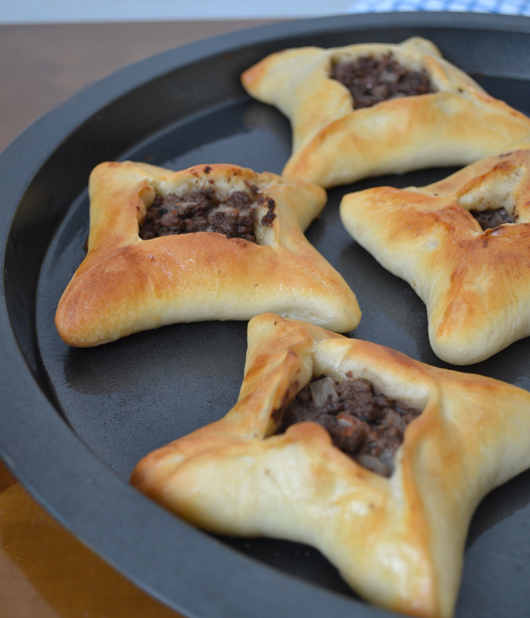 Sfeeha - Lebanese meat pies